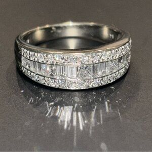 14k Natural Diamond Mix Cut Band